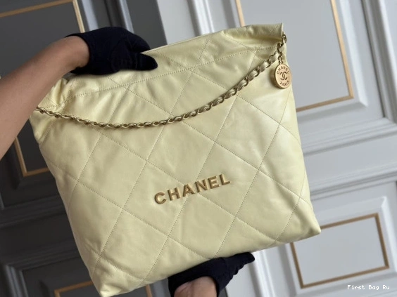 First Bag Ru HANDBAG 22 CHANEL 0726